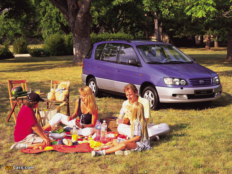 Images of Toyota Picnic 1996–2001 (800 x 600)
