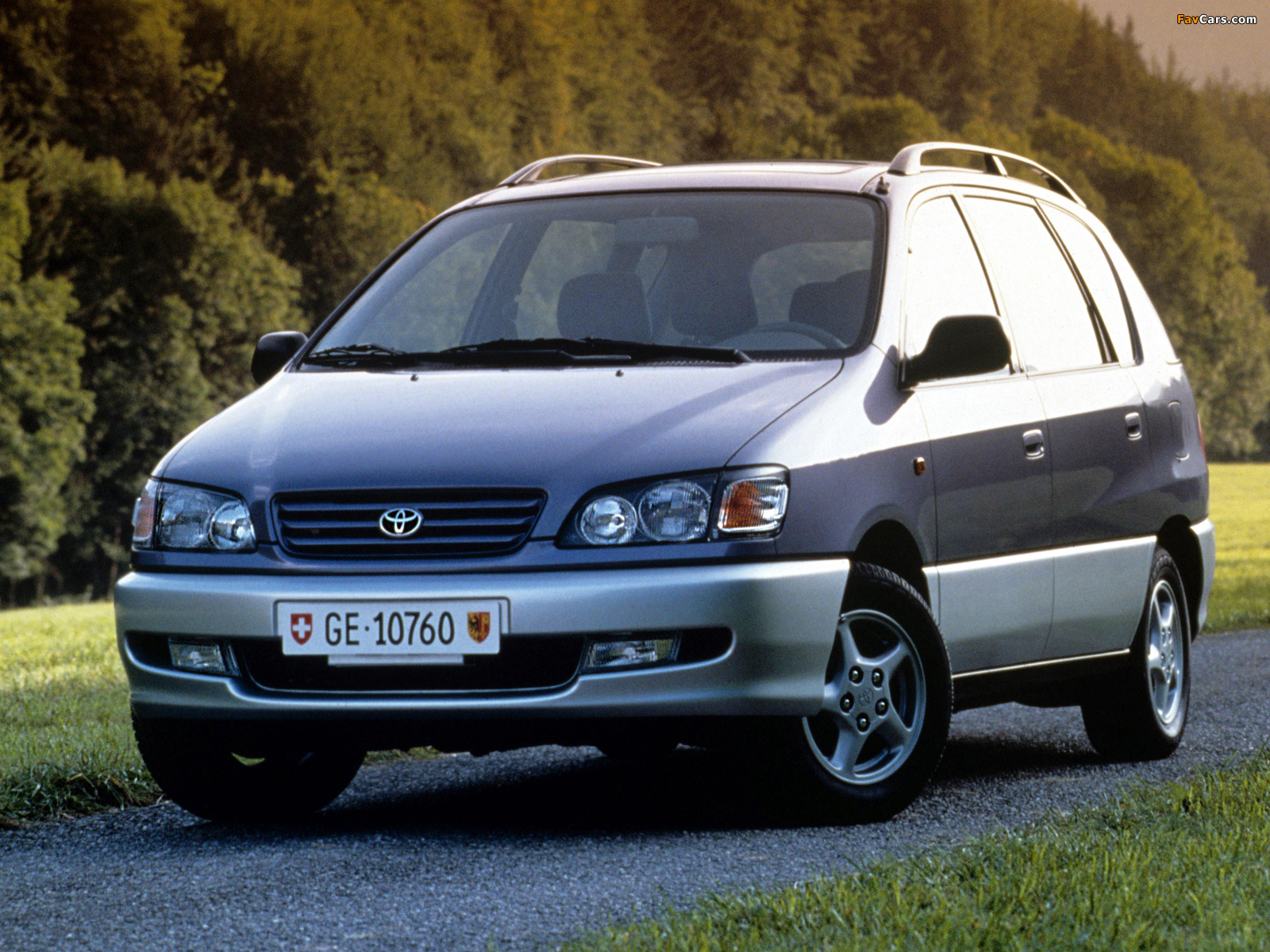 Toyota Picnic 1996–2001 images (1600 x 1200)