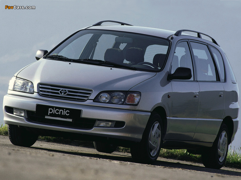Toyota Picnic 1996–2001 wallpapers (800 x 600)