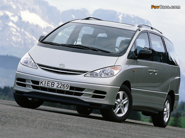 Images of Toyota Previa 2000–05 (640 x 480)