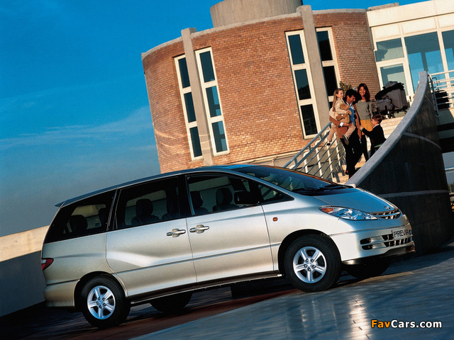 Images of Toyota Previa 2000–05 (640 x 480)