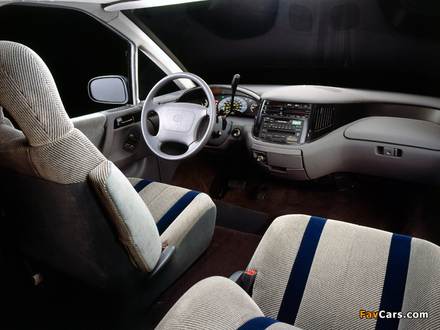 Pictures of Toyota Previa US-spec 1990–2000 (640 x 480)