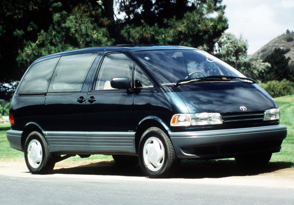 Pictures of Toyota Previa US-spec 1990–2000