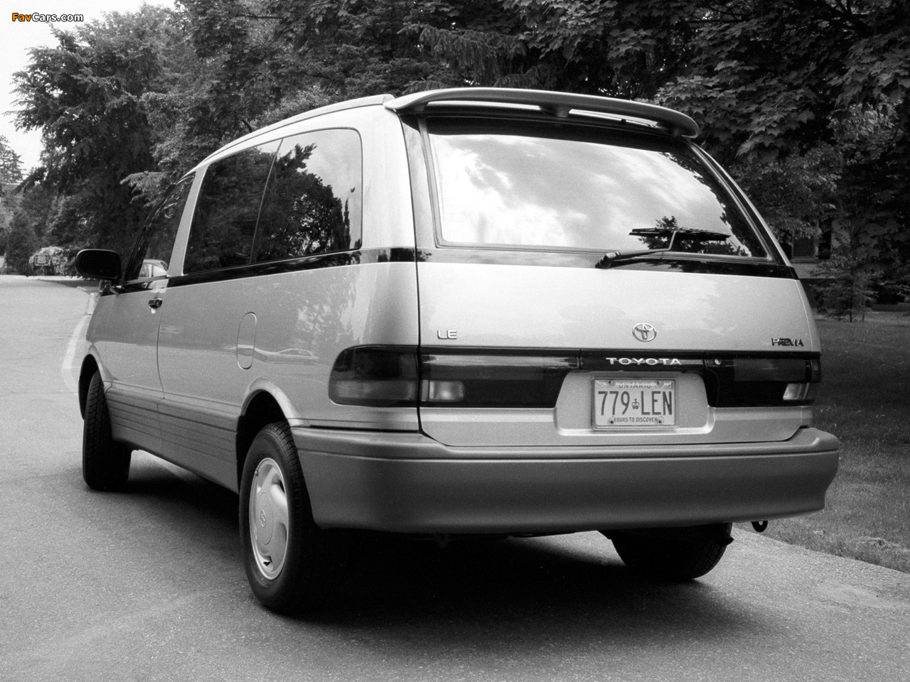 Pictures of Toyota Previa US-spec 1990–2000 (1280 x 960)