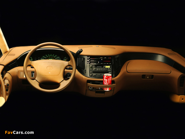 Toyota Previa US-spec 1990–2000 images (640 x 480)
