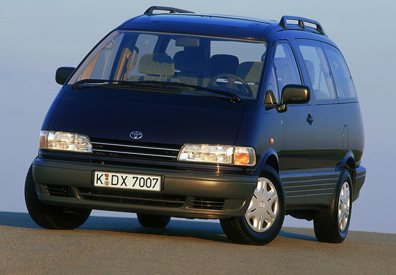 Toyota Previa 1990–2000 photos