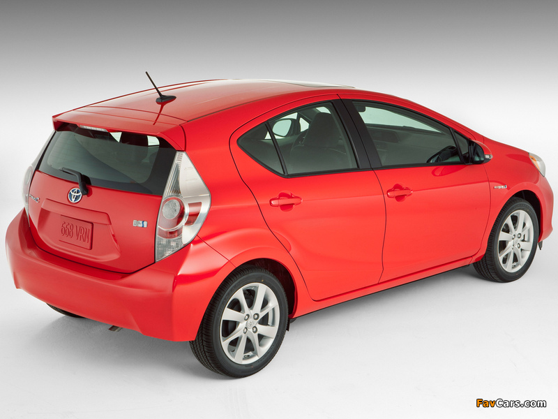 Images of Toyota Prius c 2012 (800 x 600)