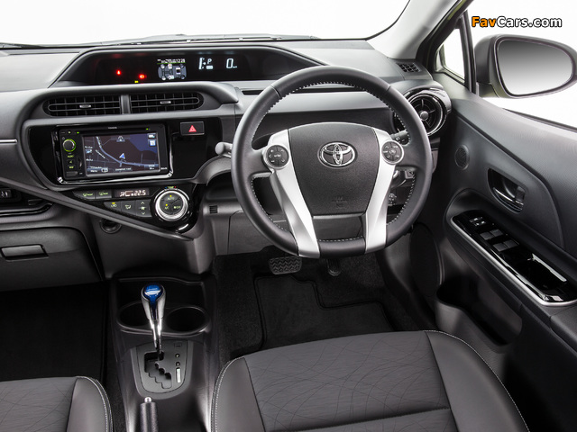 Pictures of Toyota Prius c AU-spec 2015 (640 x 480)