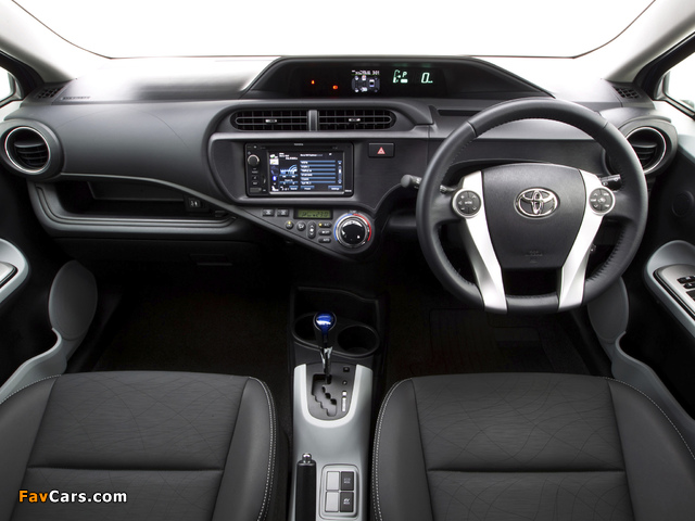 Toyota Prius c AU-spec 2012 wallpapers (640 x 480)