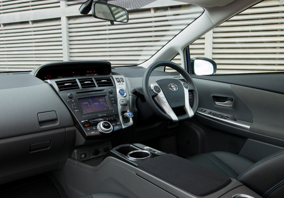 Images of Toyota Prius+ UK-spec (ZVW40W) 2012