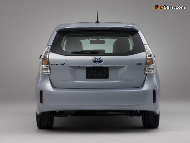 Pictures of Toyota Prius v (ZVW40W) 2011 (640 x 480)