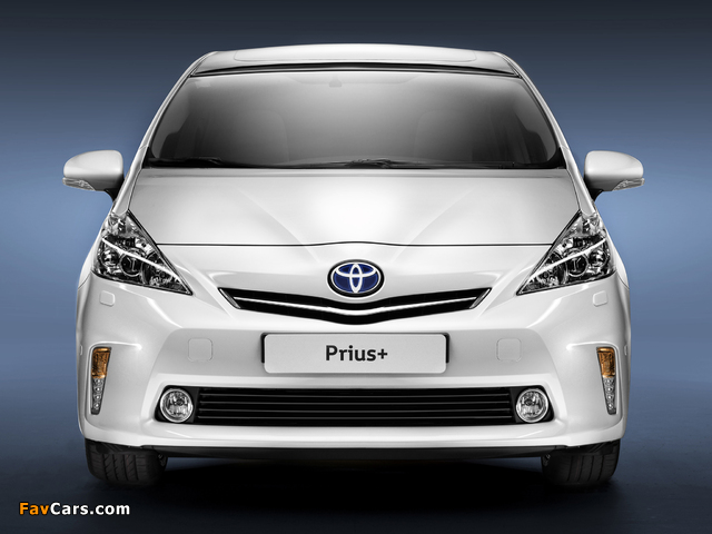 Pictures of Toyota Prius+ (ZVW40W) 2011 (640 x 480)