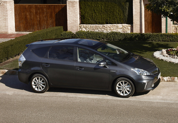 Pictures of Toyota Prius+ (ZVW40W) 2011