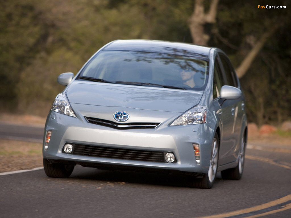 Toyota Prius v (ZVW40W) 2011 wallpapers (1024 x 768)