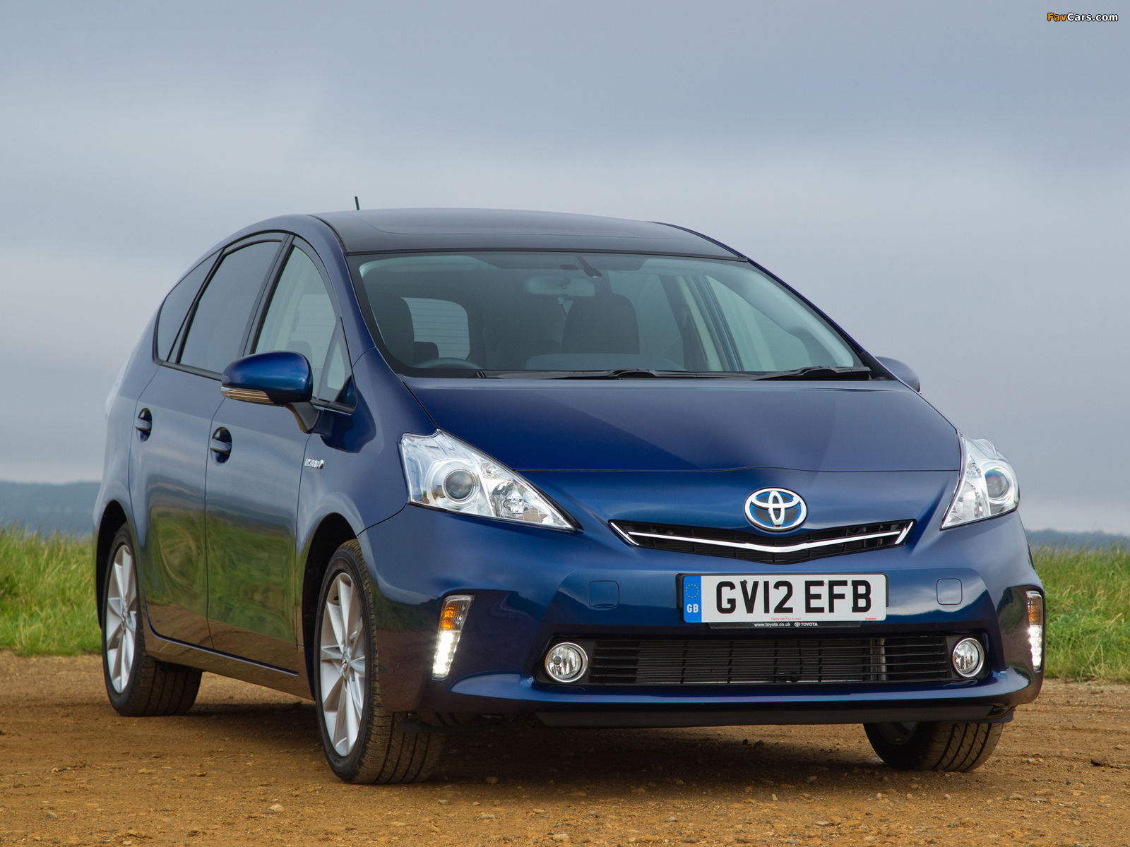 Toyota Prius+ UK-spec (ZVW40W) 2012 images (1600 x 1200)