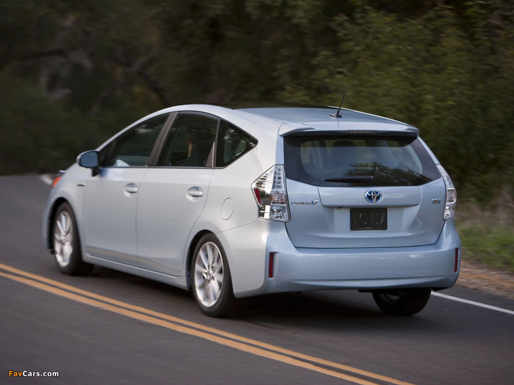 Toyota Prius v (ZVW40W) 2011 wallpapers (1024 x 768)