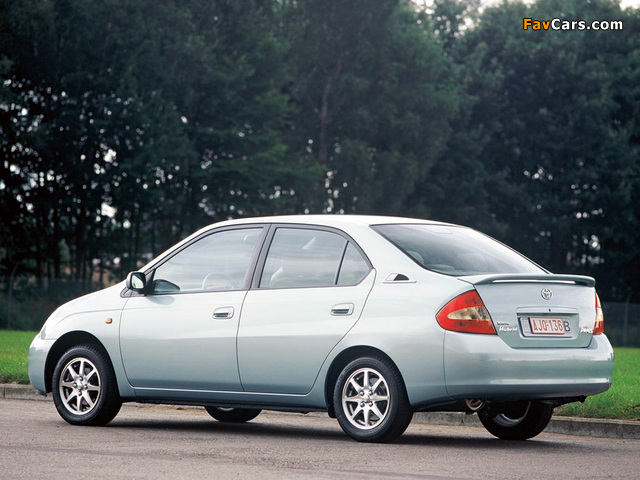 Images of Toyota Prius (NHW10) 1997–2000 (640 x 480)
