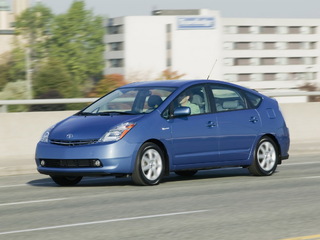 Toyota Prius US-spec (NHW20) 2003–09 wallpapers