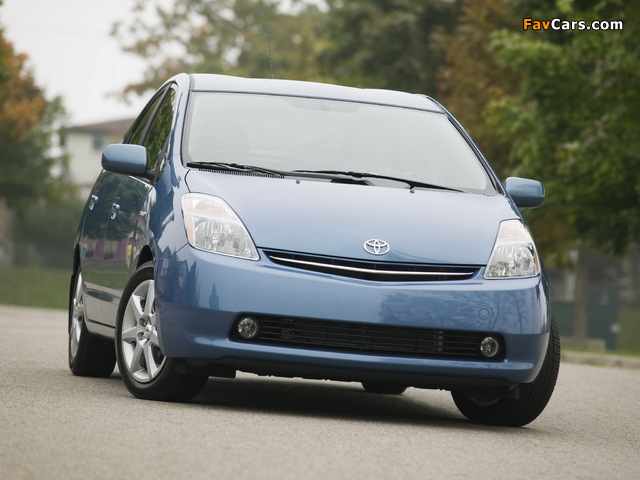 Images of Toyota Prius US-spec (NHW20) 2003–09 (640 x 480)