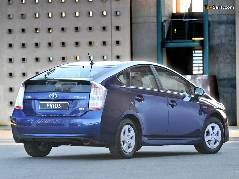 Images of Toyota Prius ZA-spec (ZVW30) 2009–11 (800 x 600)