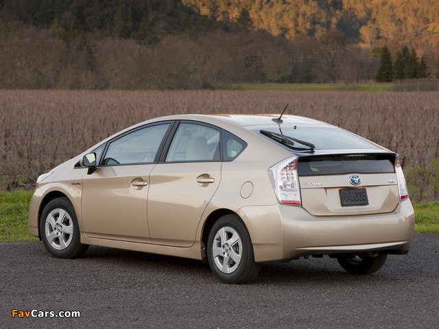 Images of Toyota Prius US-spec (ZVW30) 2009–11 (640 x 480)