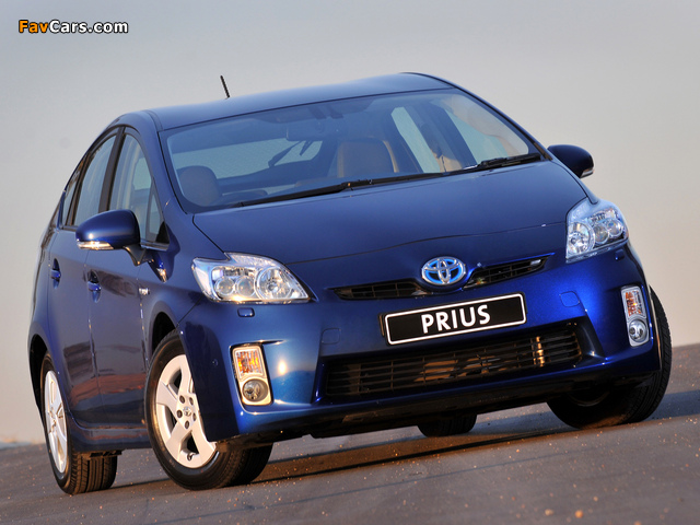 Images of Toyota Prius ZA-spec (ZVW30) 2009–11 (640 x 480)