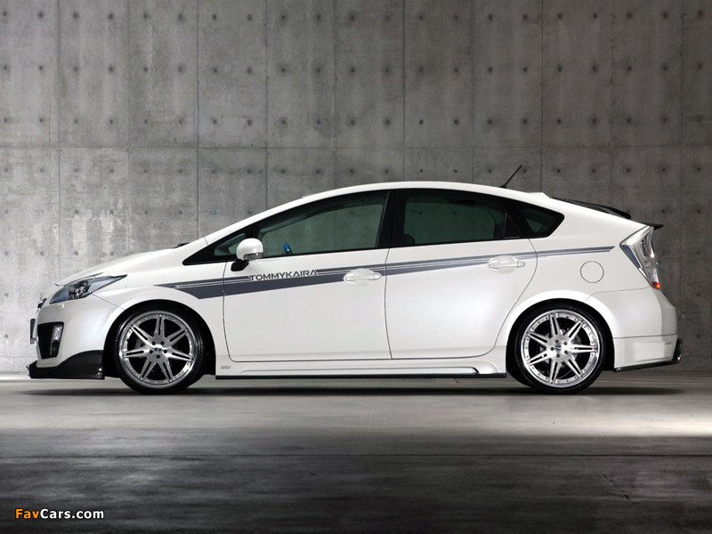 Images of Tommykaira Toyota Prius RR (ZVW35) 2010 (800 x 600)