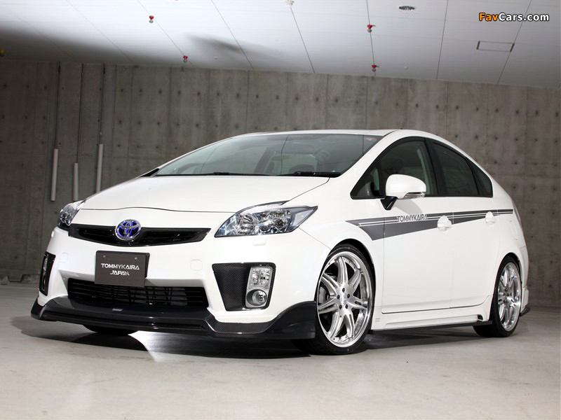 Images of Tommykaira Toyota Prius RR (ZVW35) 2010 (800 x 600)