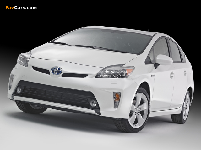 Images of Toyota Prius US-spec (ZVW30) 2011 (640 x 480)