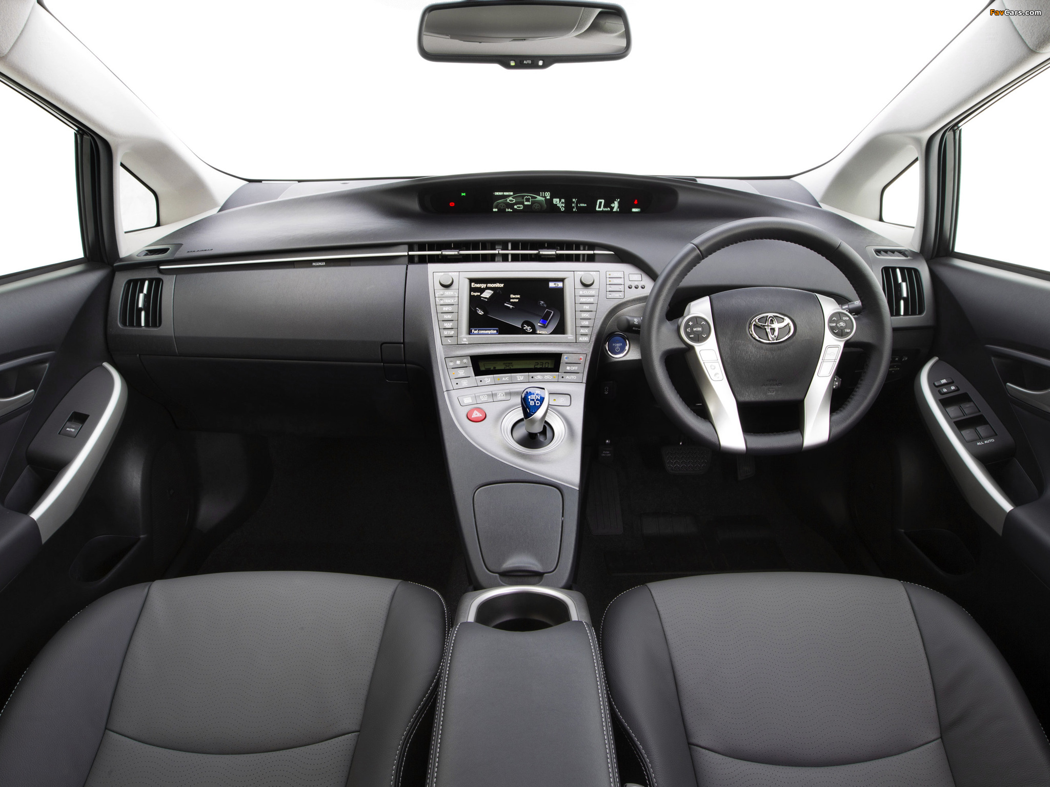 Images of Toyota Prius AU-spec (ZVW30) 2012 (2048 x 1536)