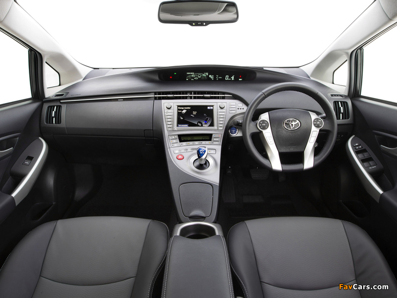 Images of Toyota Prius AU-spec (ZVW30) 2012 (800 x 600)