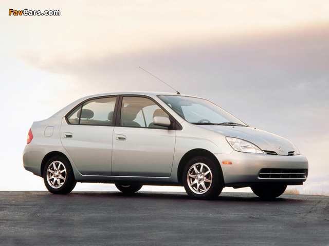 Photos of Toyota Prius US-spec (NHW11) 2000–03 (640 x 480)