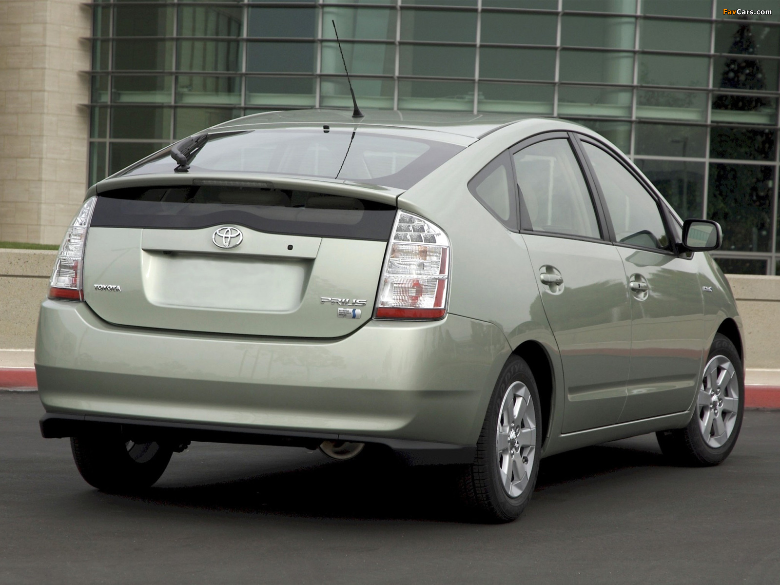 Photos of Toyota Prius US-spec (NHW20) 2003–09 (1600 x 1200)