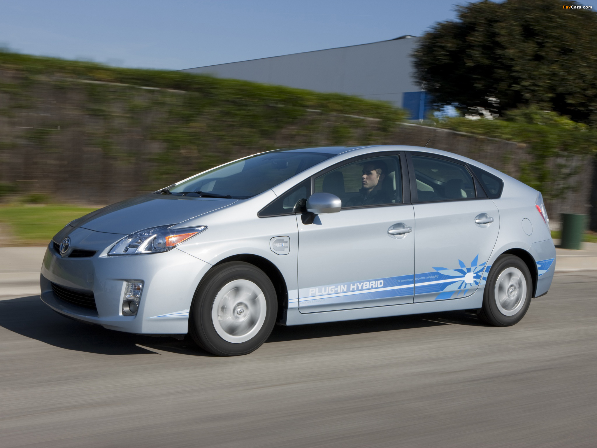 Photos of Toyota Prius Plug-In Hybrid Pre-production Test Car US-spec (ZVW35) 2009–10 (2048 x 1536)