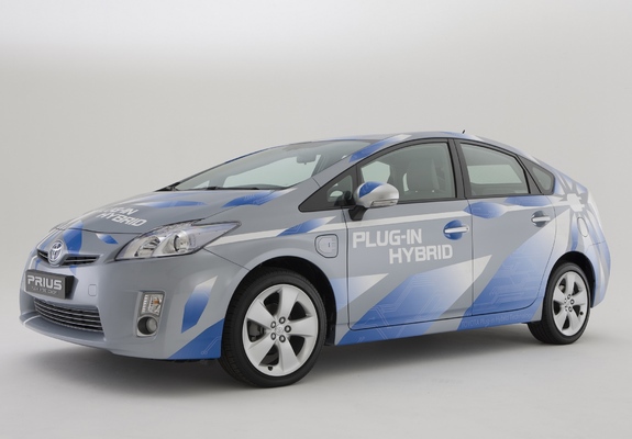 Photos of Toyota Prius Plug-In Hybrid Concept (ZVW35) 2009