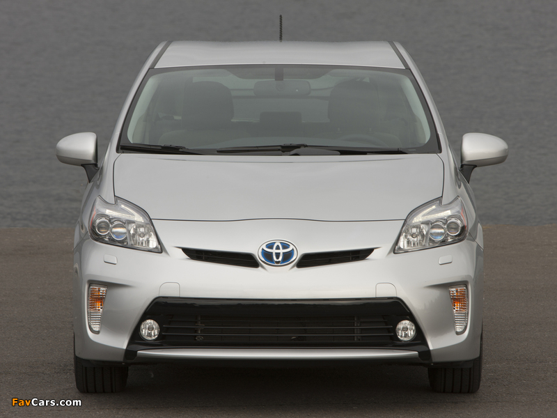 Photos of Toyota Prius US-spec (ZVW30) 2011 (800 x 600)