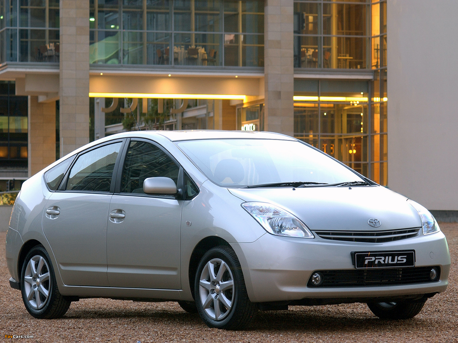 Pictures of Toyota Prius ZA-spec (NHW20) 2003–09 (1600 x 1200)