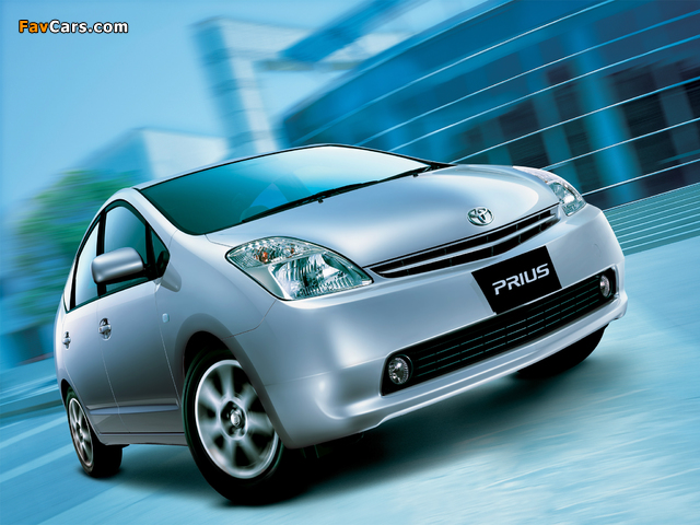 Pictures of Toyota Prius JP-spec (NHW20) 2003–11 (640 x 480)