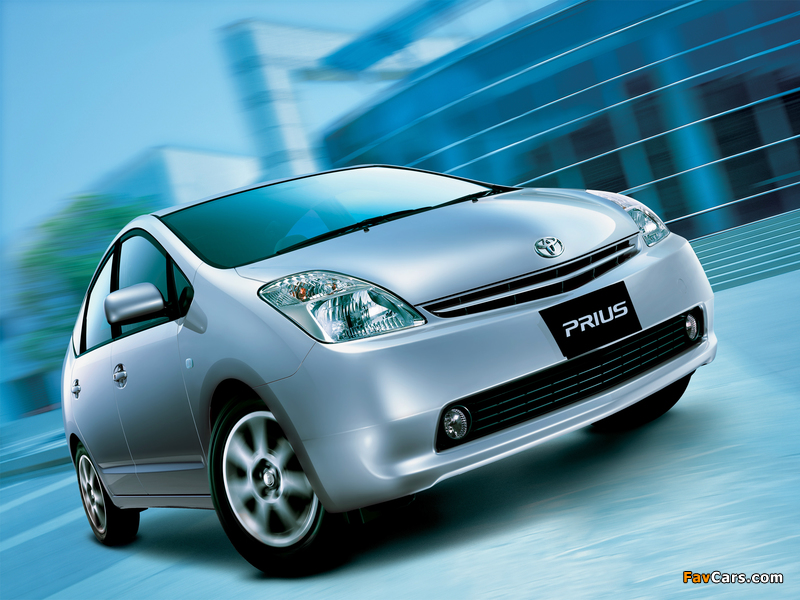 Pictures of Toyota Prius JP-spec (NHW20) 2003–11 (800 x 600)