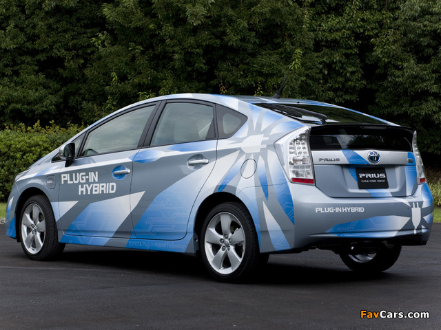 Pictures of Toyota Prius Plug-In Hybrid Concept US-spec (ZVW35) 2009 (640 x 480)