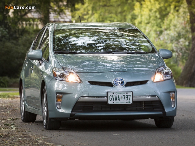 Pictures of Toyota Prius Plug-In Hybrid US-spec (ZVW35) 2011 (640 x 480)
