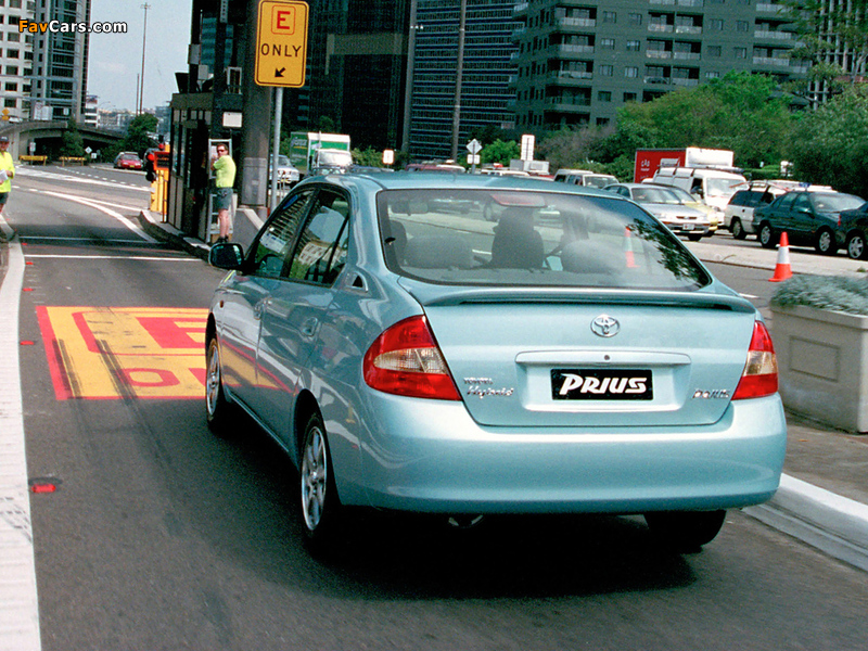 Toyota Prius AU-spec (NHW11) 2001–03 pictures (800 x 600)