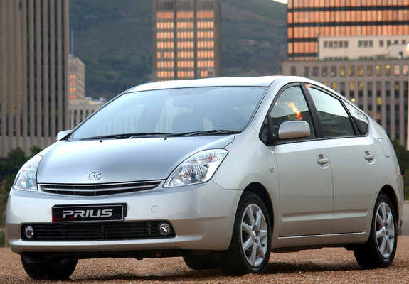 Toyota Prius ZA-spec (NHW20) 2003–09 photos