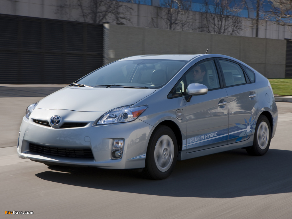 Toyota Prius Plug-In Hybrid Pre-production Test Car US-spec (ZVW35) 2009–10 photos (1024 x 768)