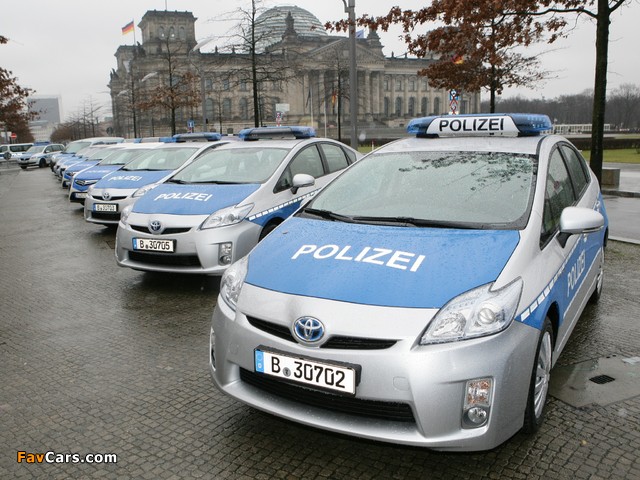 Toyota Prius Police (ZVW30) 2009–11 pictures (640 x 480)
