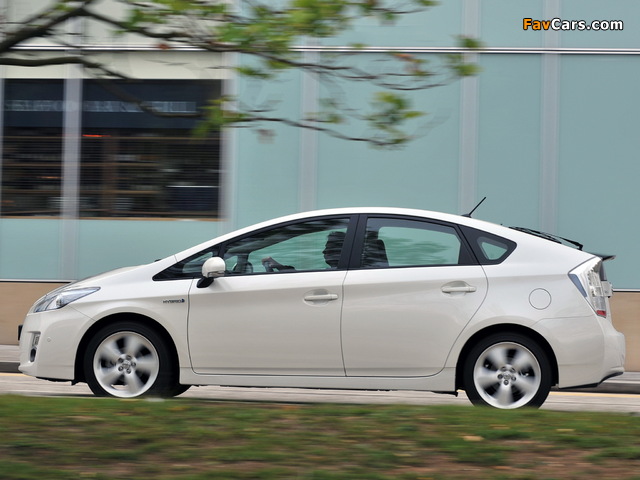 Toyota Prius UK-spec (ZVW30) 2009–11 pictures (640 x 480)