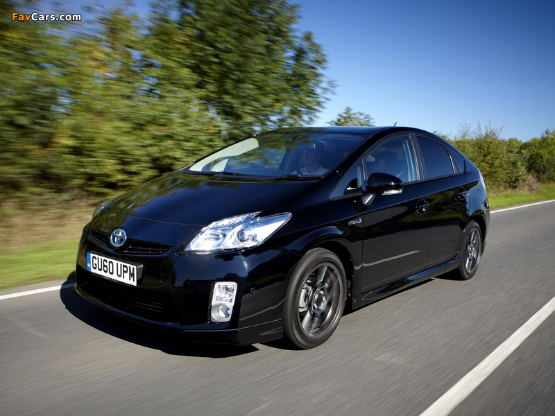 Toyota Prius 10th Anniversary (ZVW30) 2010 wallpapers (800 x 600)