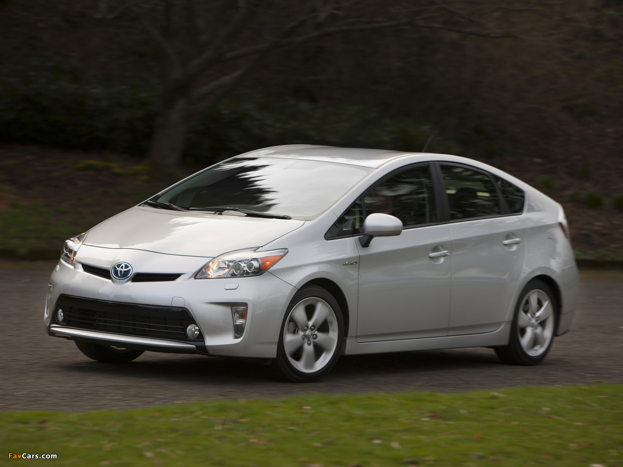 Toyota Prius US-spec (ZVW30) 2011 images (1280 x 960)