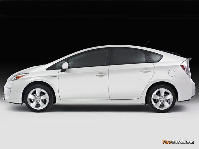 Toyota Prius US-spec (ZVW30) 2011 images (640 x 480)