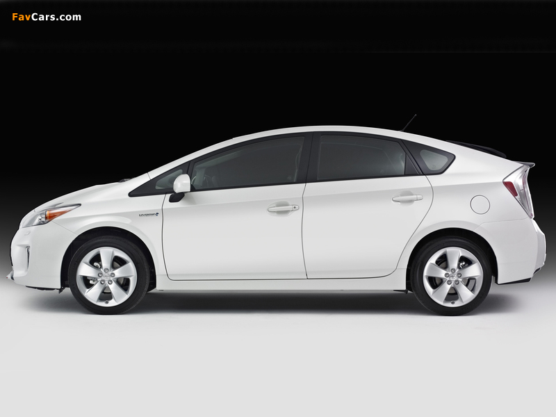 Toyota Prius US-spec (ZVW30) 2011 images (800 x 600)